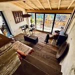 別荘 Casa Do Outro Mundo *