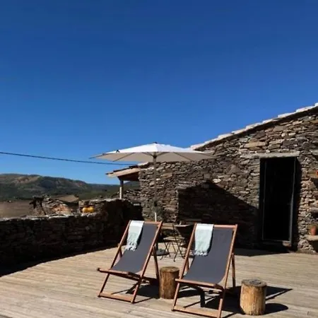 Casa Do Outro Mundo *