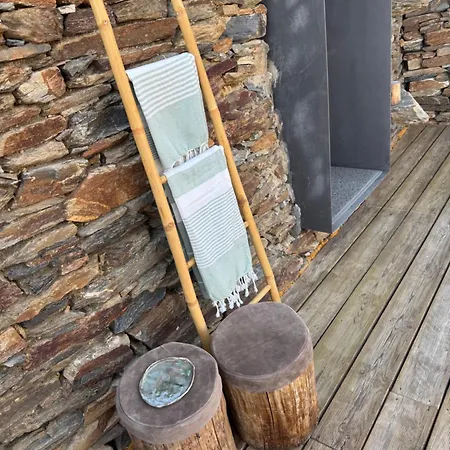Casa Do Outro Mundo